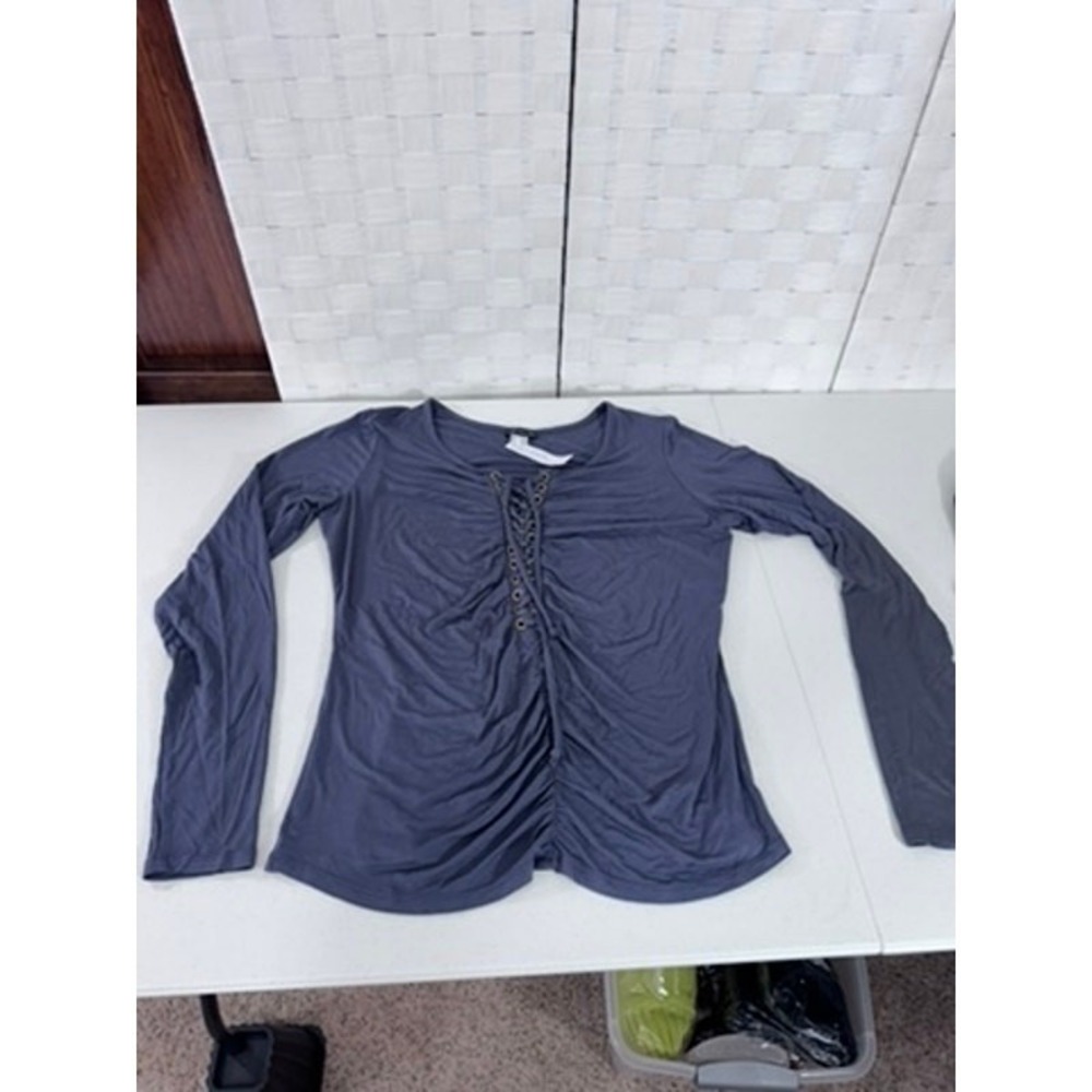 NWT!!"VENUS" Lace Up Sexy Gray Top, Long Sleeve, Rouched, Dark Romance,Size XL - Picture 4 of 11